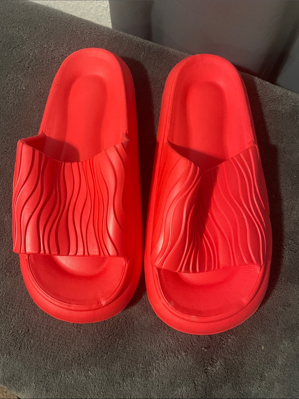 Women’s Red Slide Sandals - Cushioned Textured Strap NWOT